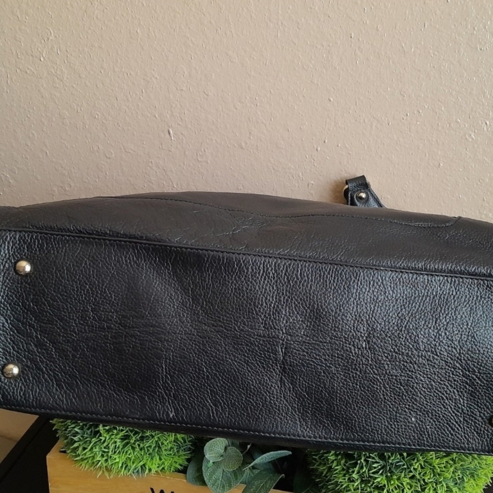 GUCCI PURSE ๐ฏ% Authentic - Picture 6 of 12